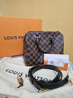 Sold at Auction: LOUIS VUITTON VINTAGE MONOGRAM KEEPALL BANDOULIERE BAG  W/DETACHABLE STRAP & LUGGAGE TAG (22 W X 12 TALL) BAG W/DETACHABLE STRAP  & LUGGAGE TAG (22 W X 12 TALL)