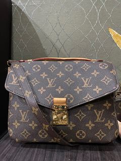 Vintage Louis Vuitton Monogram Vavin PM mini tote hand bag PM your PRICE!!,  Luxury, Bags & Wallets on Carousell