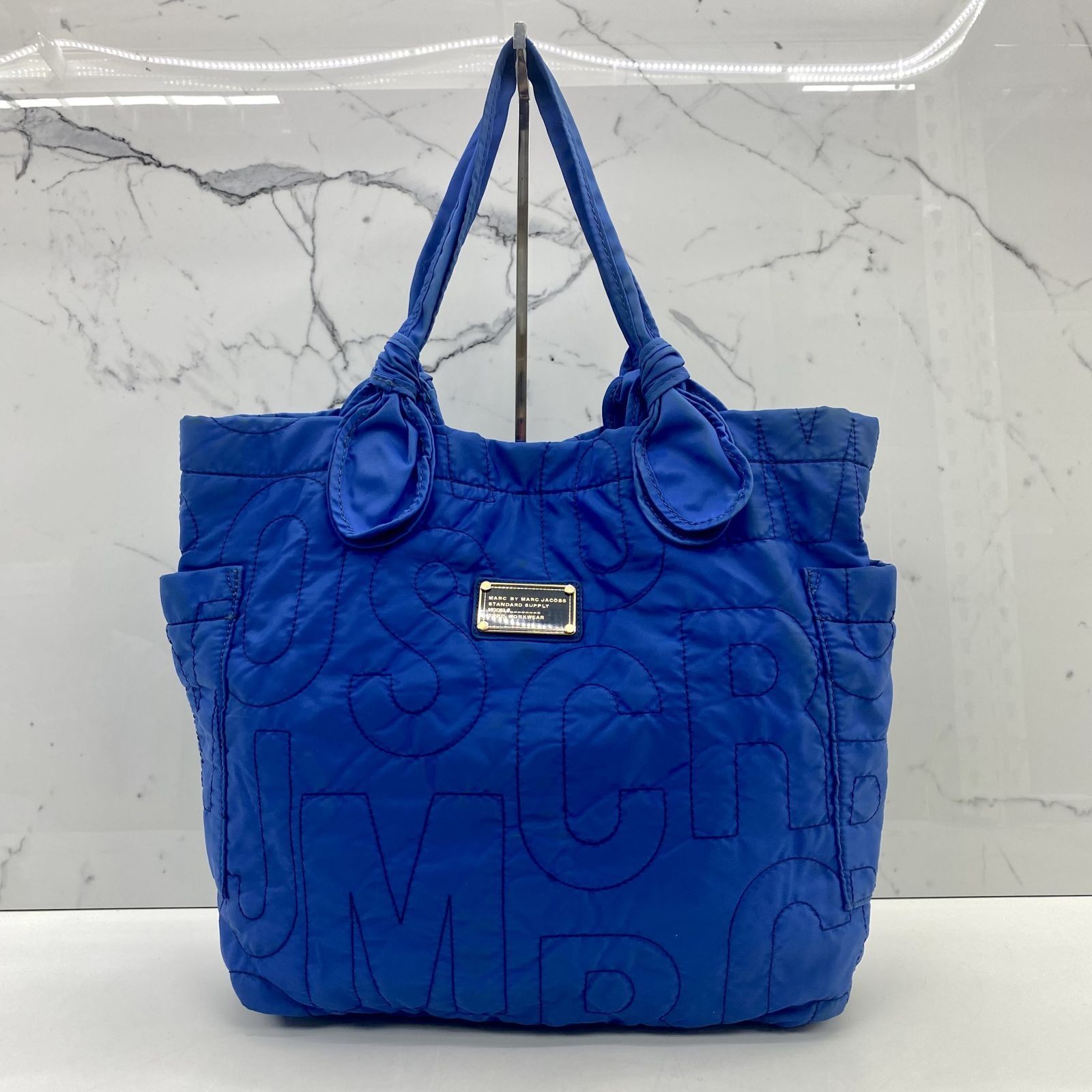 MARC JACOBS THE MINI CUSHION BAG, Women's Fashion, Bags & Wallets, Tote Bags  on Carousell