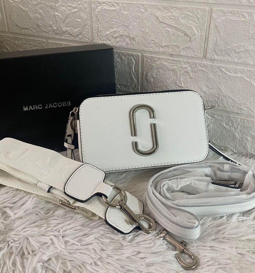 Marc Jacobs Snapshot DTM Black, Luxury, Bags & Wallets on Carousell