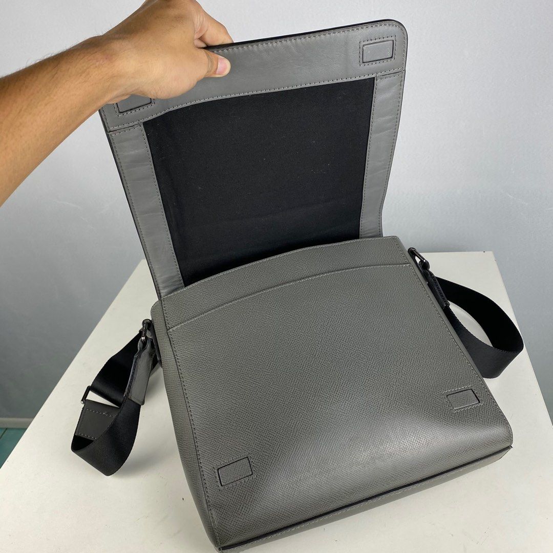 Harrison medium leather messenger bag shop