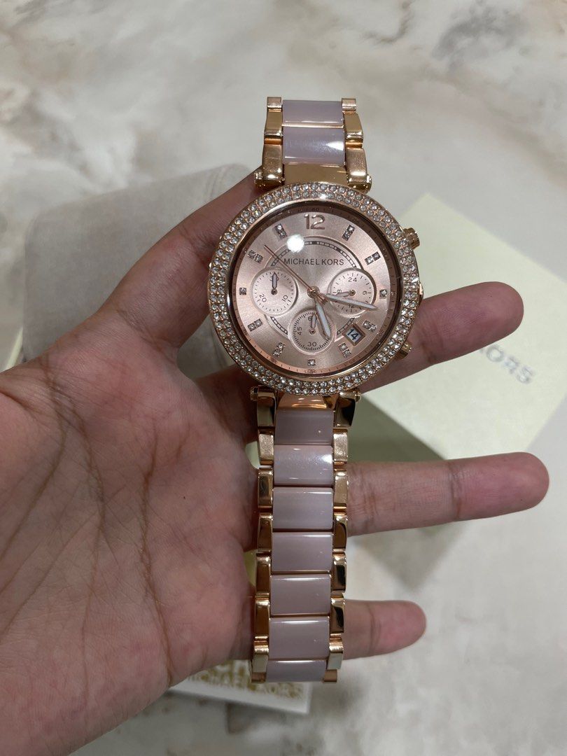 Michael kors 5896 store