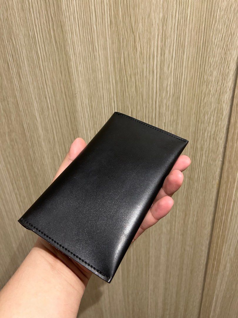 Michaela Leather Wallet (Category: Wallets & Card holders) located in Taguig. Submitted by toffypreloved (Listing ID 1254744348, Image 2). Description: LIKE NEW NO DAMAGE LINING IS INTACT 10/10.