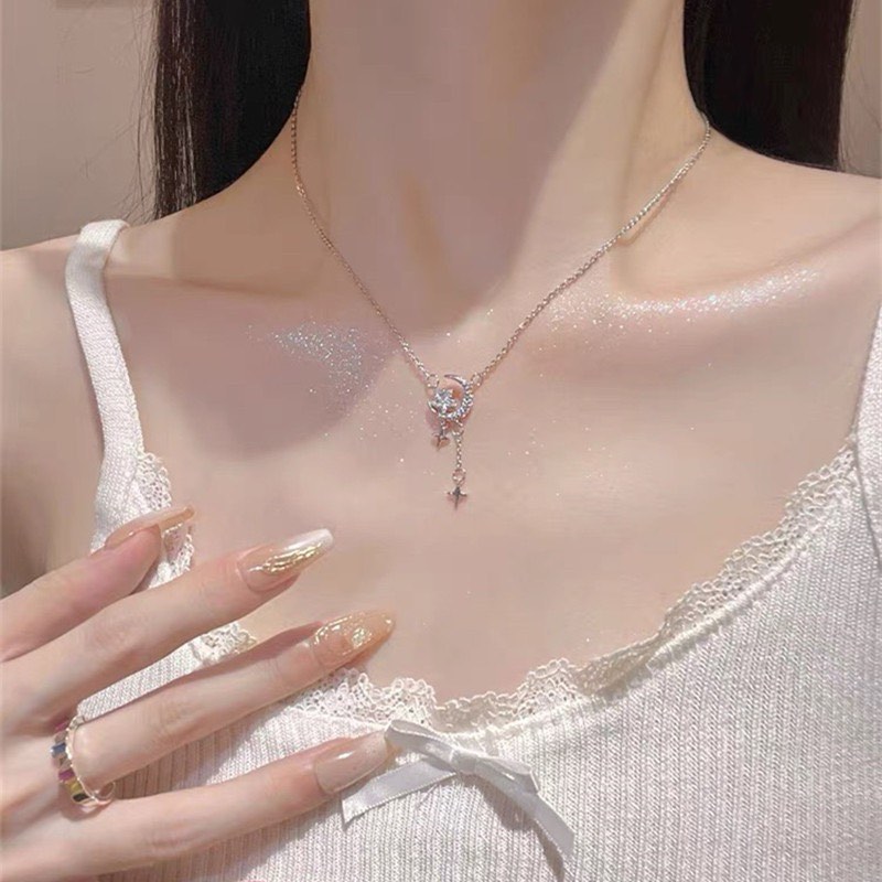 Moon and star necklace Women s Fashion Jewelry Organisers
