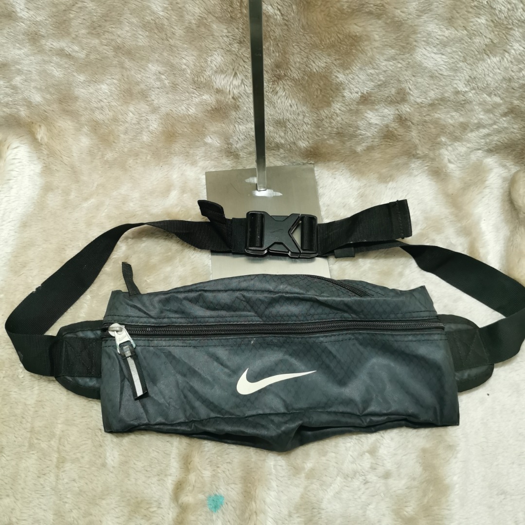 Nike Belt Bag, Men's Fashion, Bags, Belt bags, Clutches and Pouches on