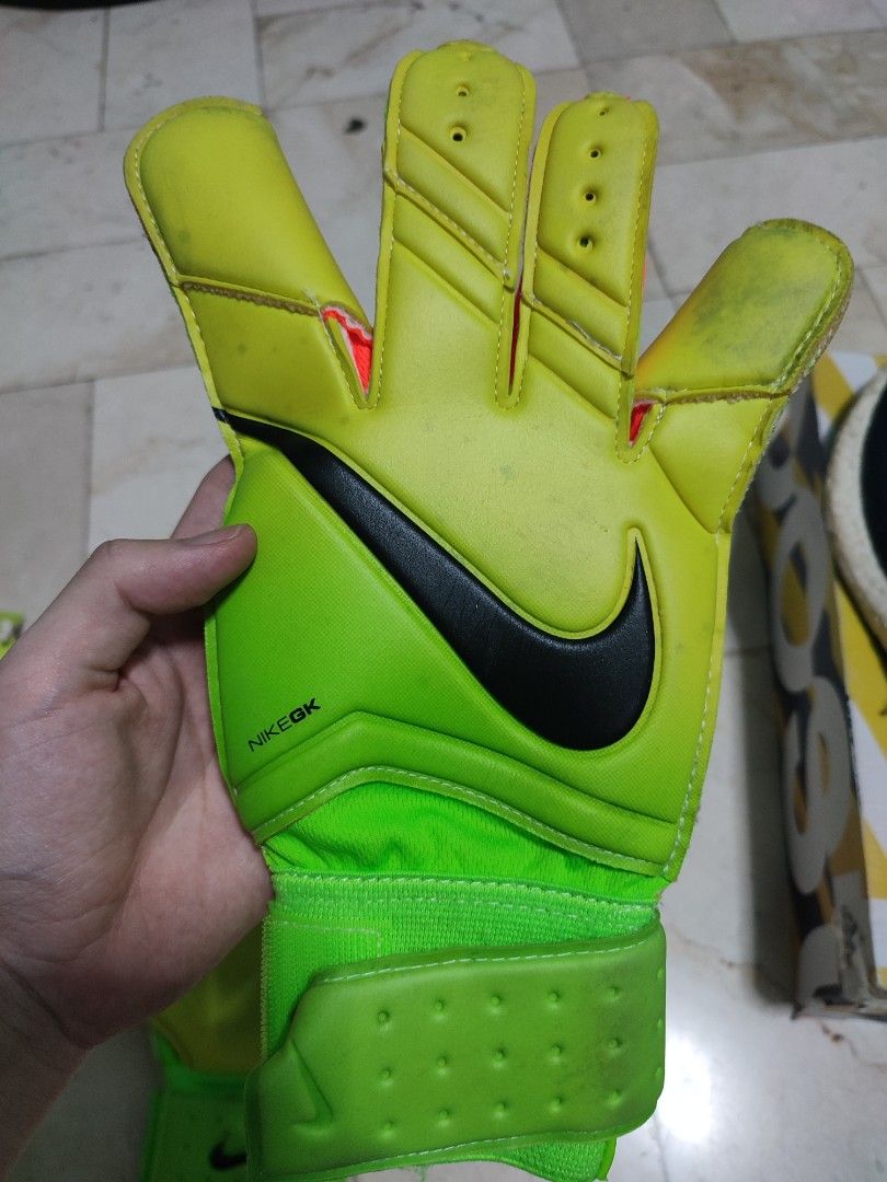 Nike vapor grip 3 green sales
