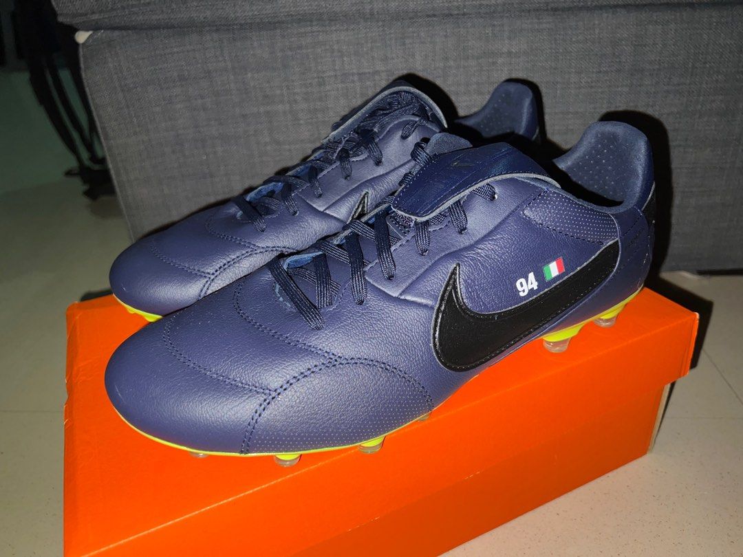 Nike football boots 1980's top
