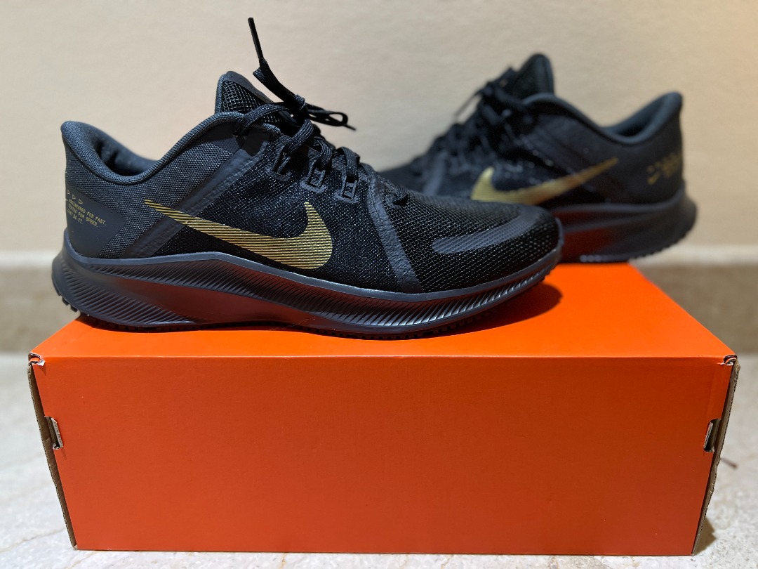 Nike quest outlet black gold