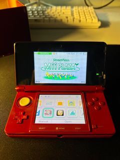 Nintendo 3DS Flame Red with box