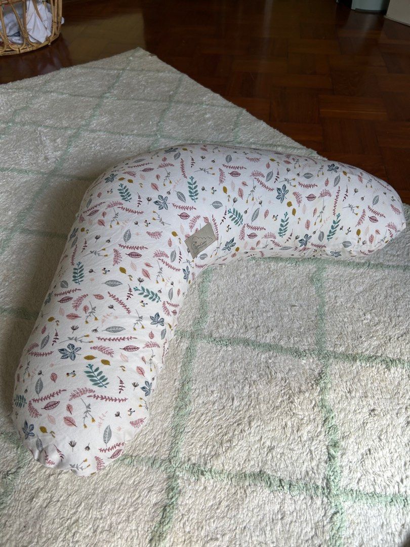 Cam cam nursing hotsell pillow
