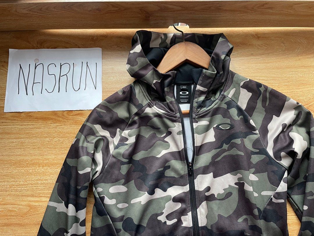 Oakley camo hoodie hotsell