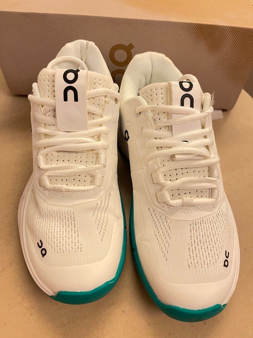 ON Running - THE ROGER Pro -Size 40 （全新網球鞋Tennis Shoes