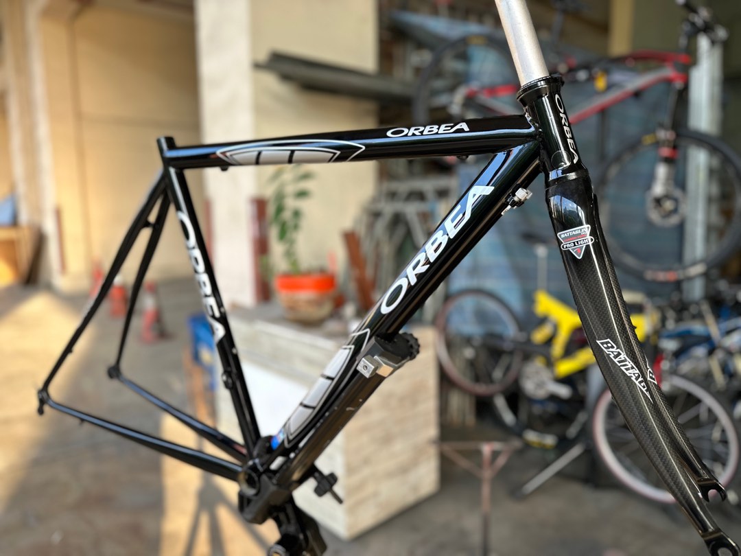 Orbea Marmolada with Columbus Zona tubing Road Bike frame Sports