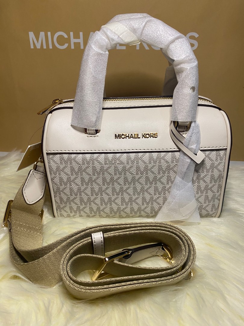 Original Michael Kors XS duffle bag, Luxury, Bags & Wallets on Carousell