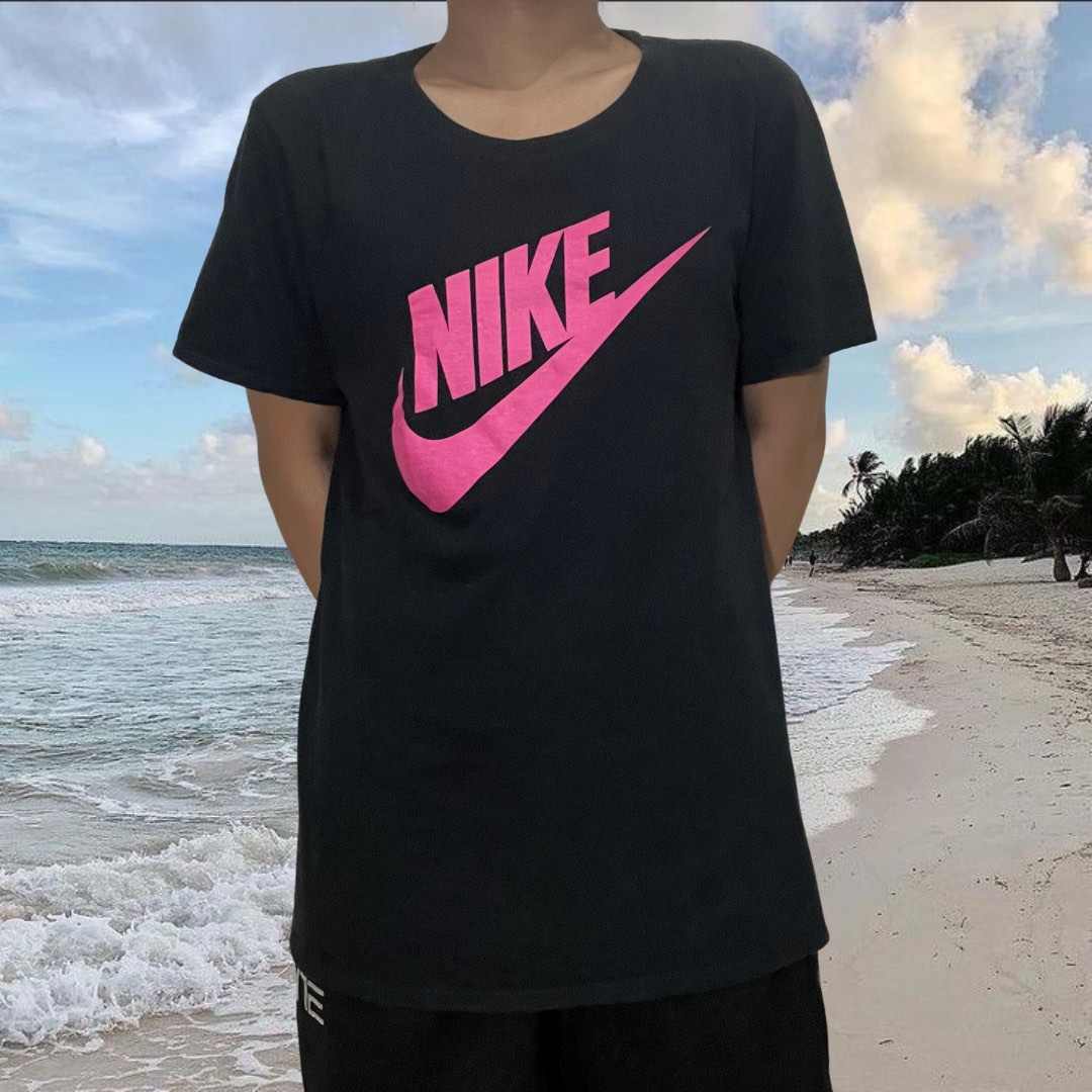Black pink nike shirt hot sale