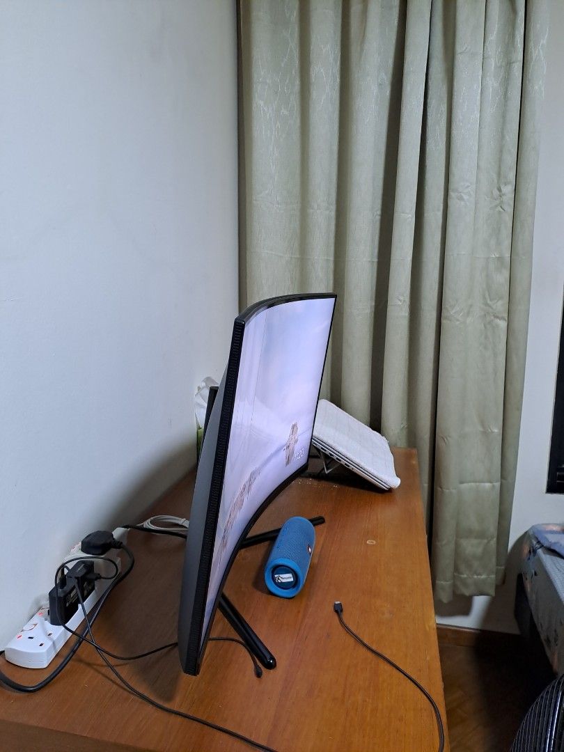 Prism 4k curved 32inch curved monitor, Computers & Tech, Parts ...