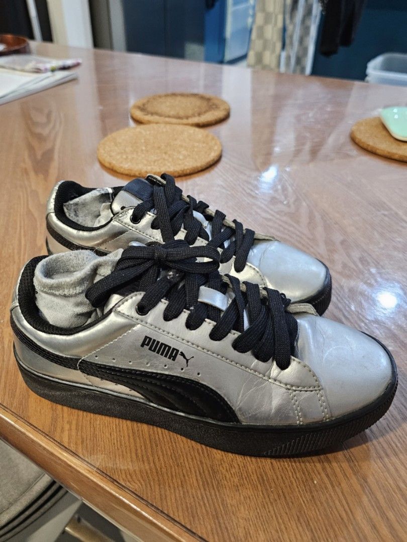 Puma memory foam top