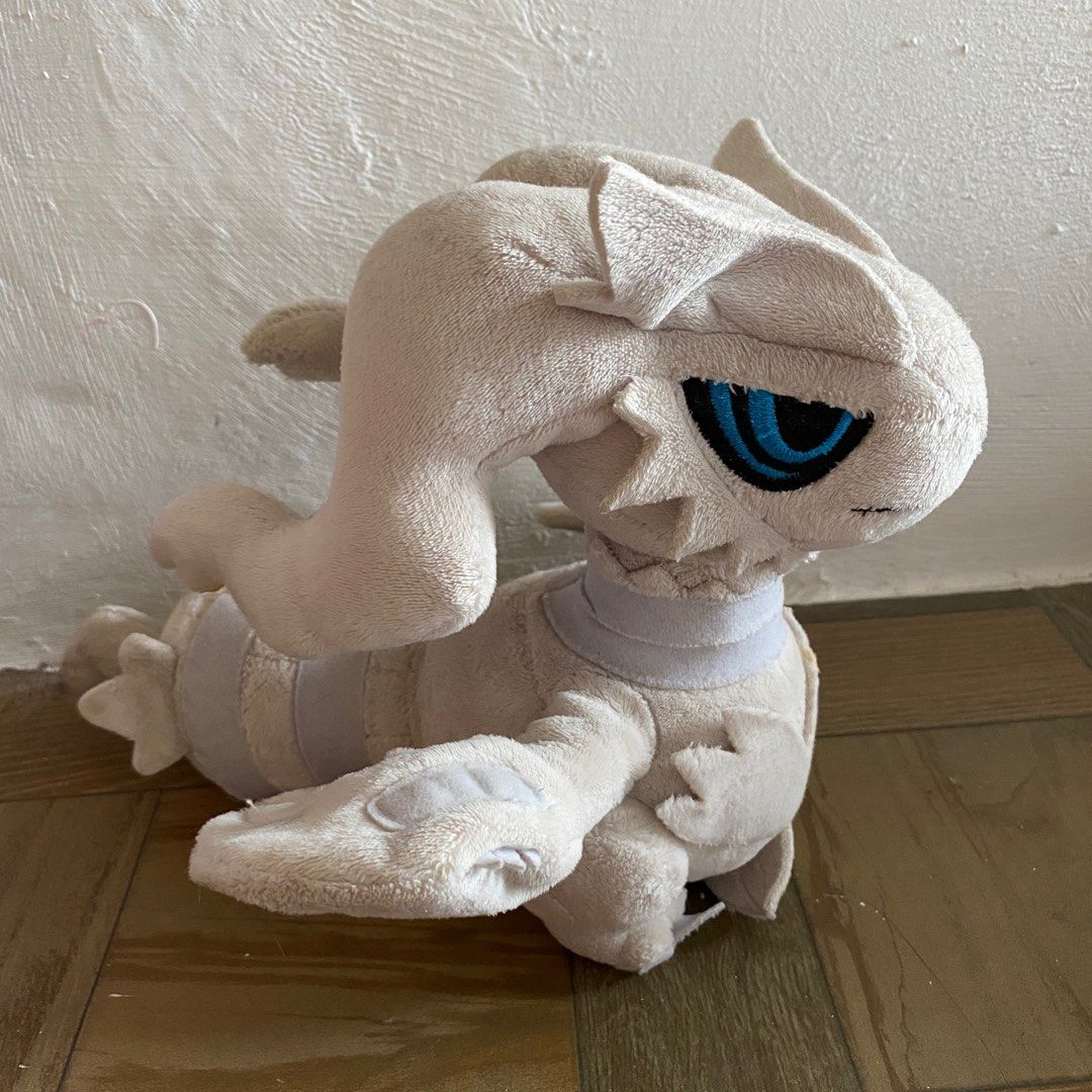 Reshiram pokedoll store