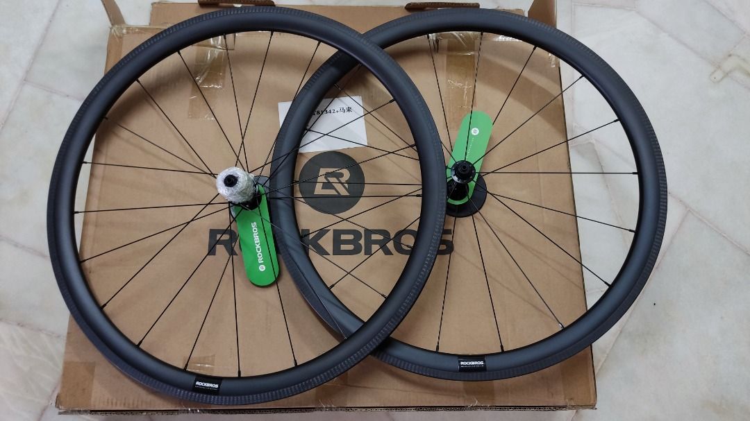 Carbon clincher hot sale wheelset sale