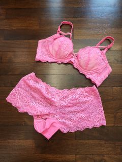 (Category: ) located in . Submitted by dazzlaine (Listing ID 1254718428, Image 1). Description: .