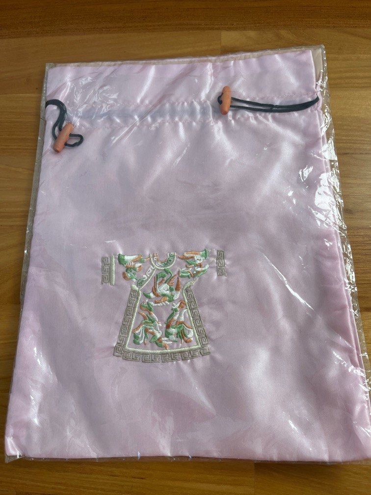 Silk embriodery Drawstring bag to put bras shoes, Women's Fashion