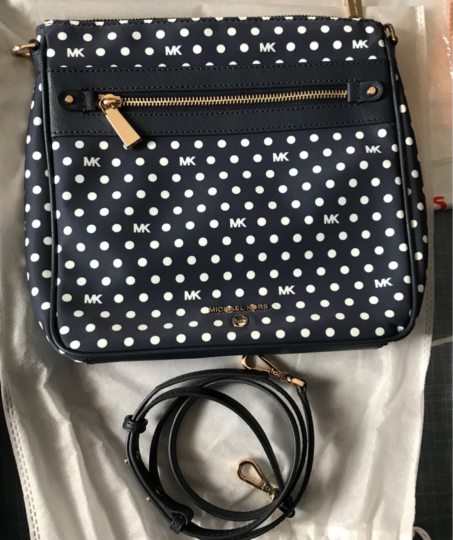 Used michael kors crossbody purse hotsell