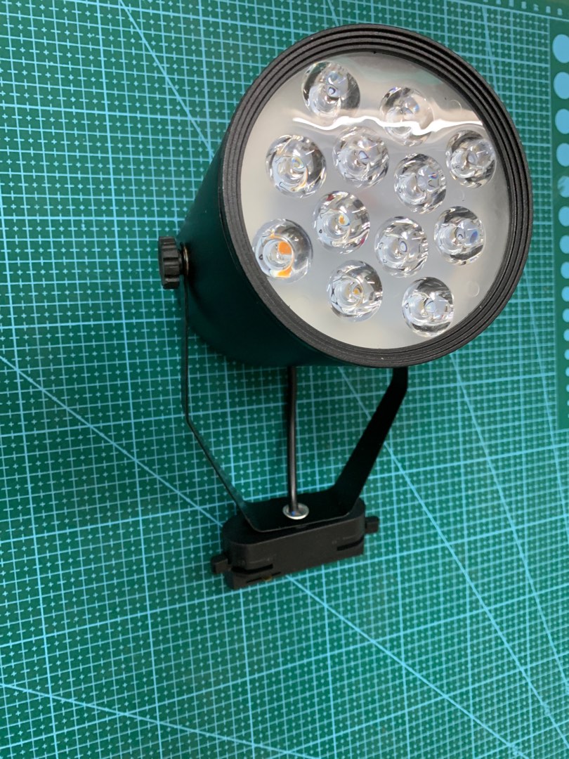 Spot light, Furniture & Home Living, Lighting & Fans, Lighting on Carousell