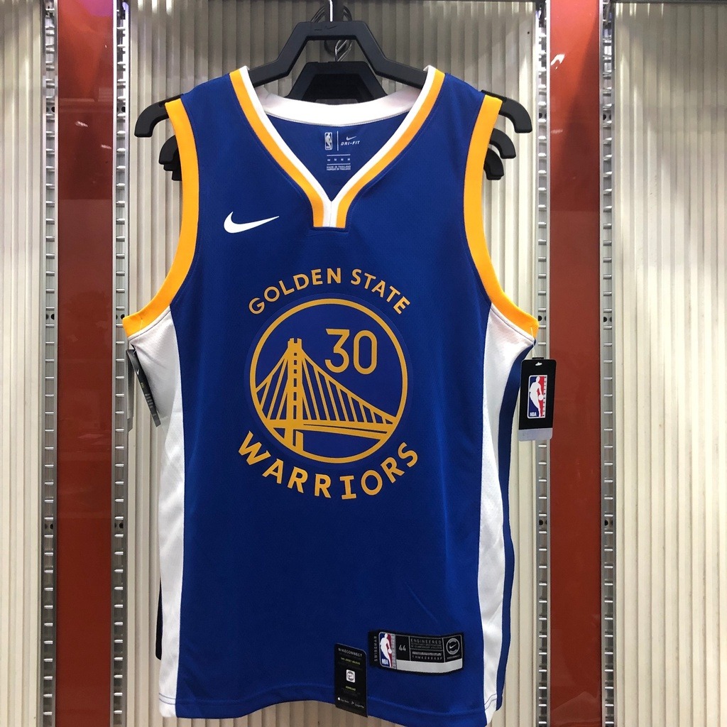 NBA 2021-2022 Golden State Warriors City Jersey, Men's Fashion, Activewear  on Carousell