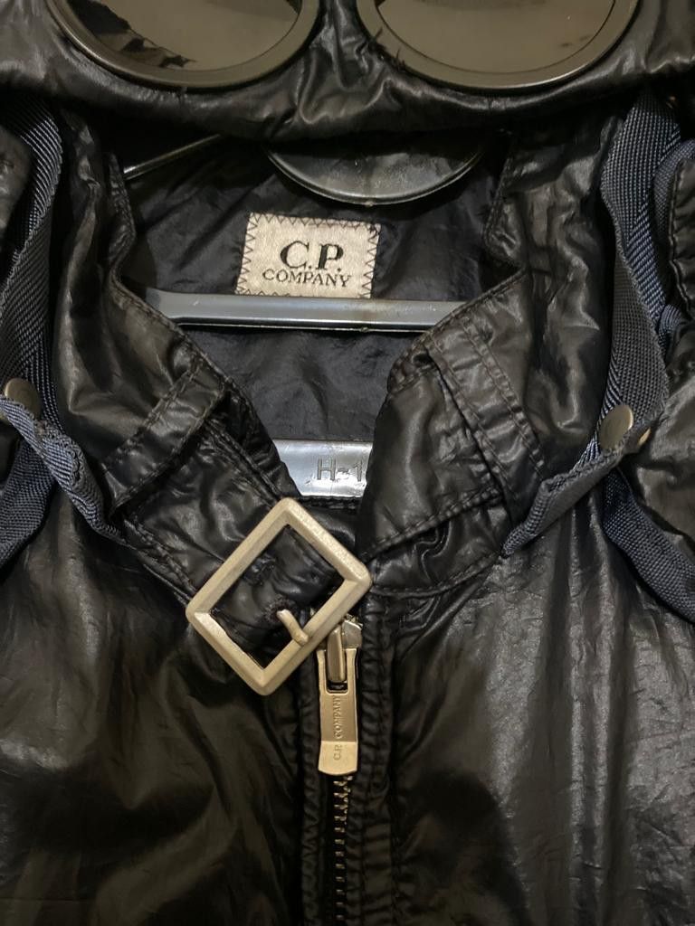 Stone island cp company Fesyen Pria Pakaian Atasan di Carousell