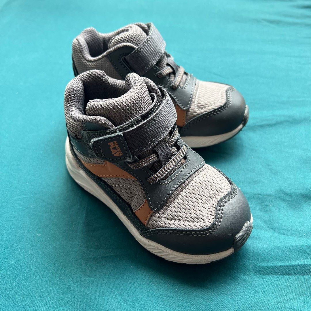 Stride rite store hiking boots