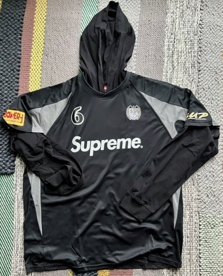 Supreme hooded soccer jersey, 男裝, 上身及套裝, 衛衣- Carousell