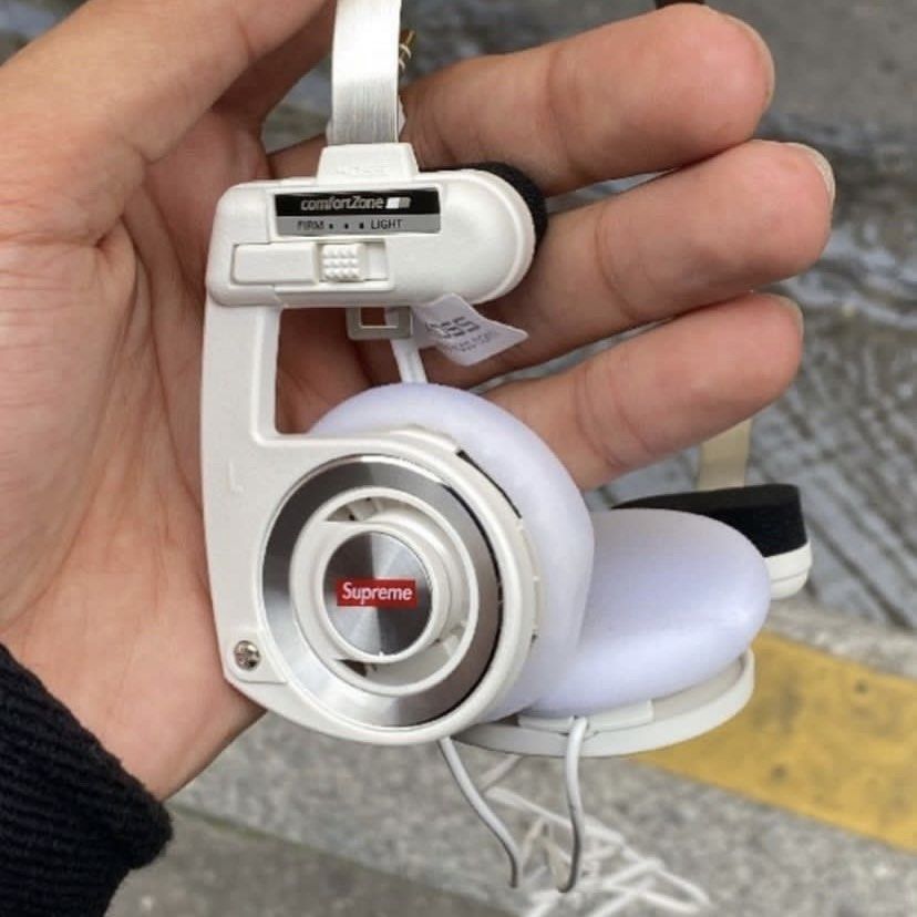Supreme / Koss Portapro Headphones White シュプリーム コス ...