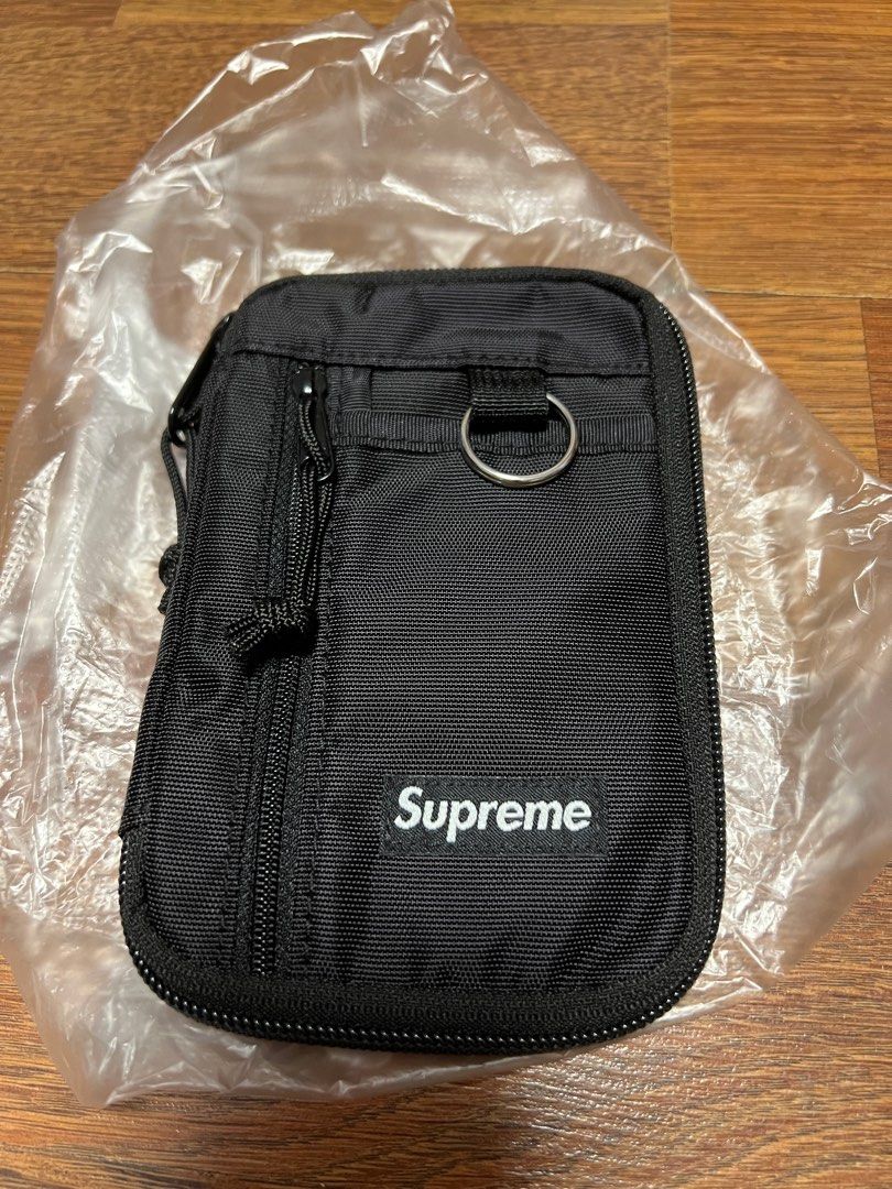 Supreme small zip pouch 19 Black color Carousell