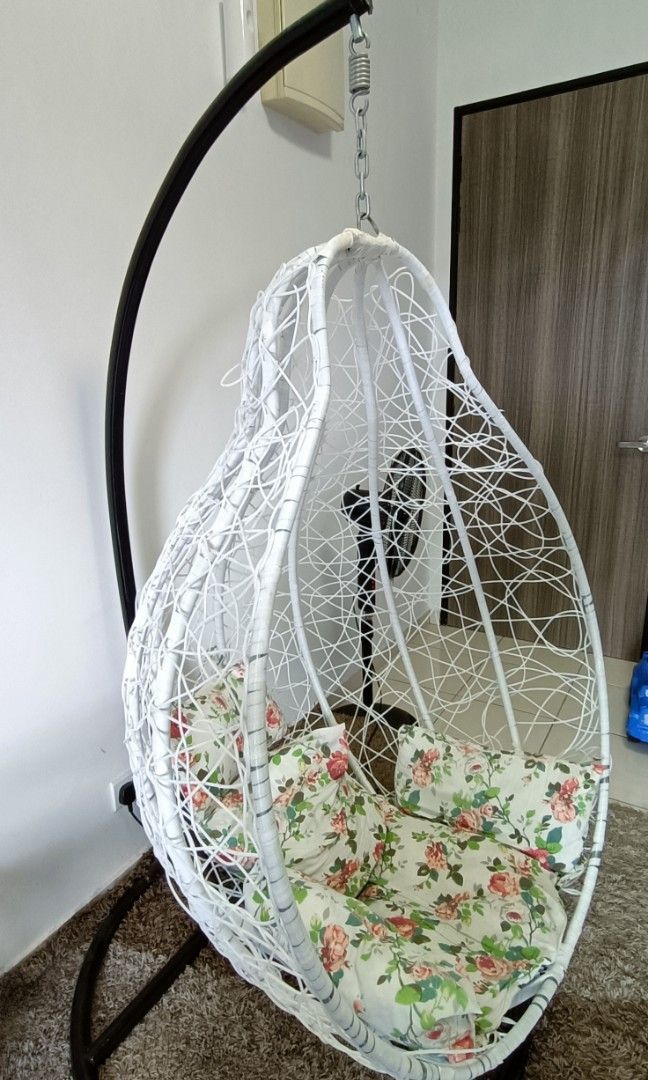 Swing chair hanging chair buaian gantung Furniture Home Living