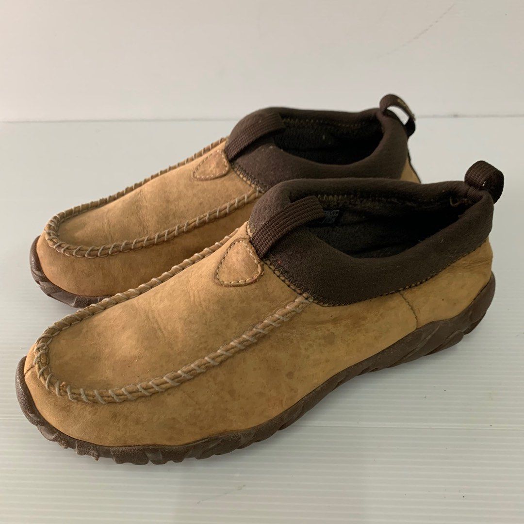 teva leather shoes