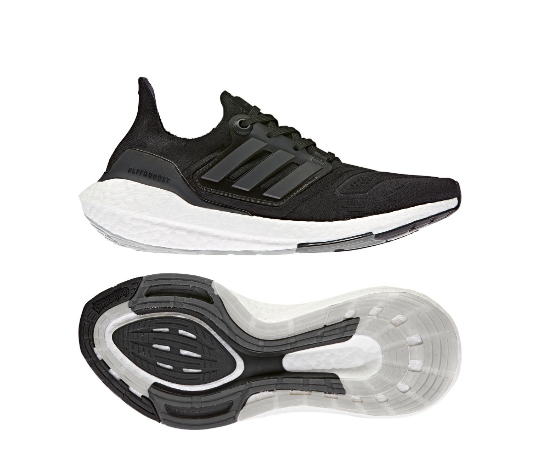 Ultraboost 18 online black and white