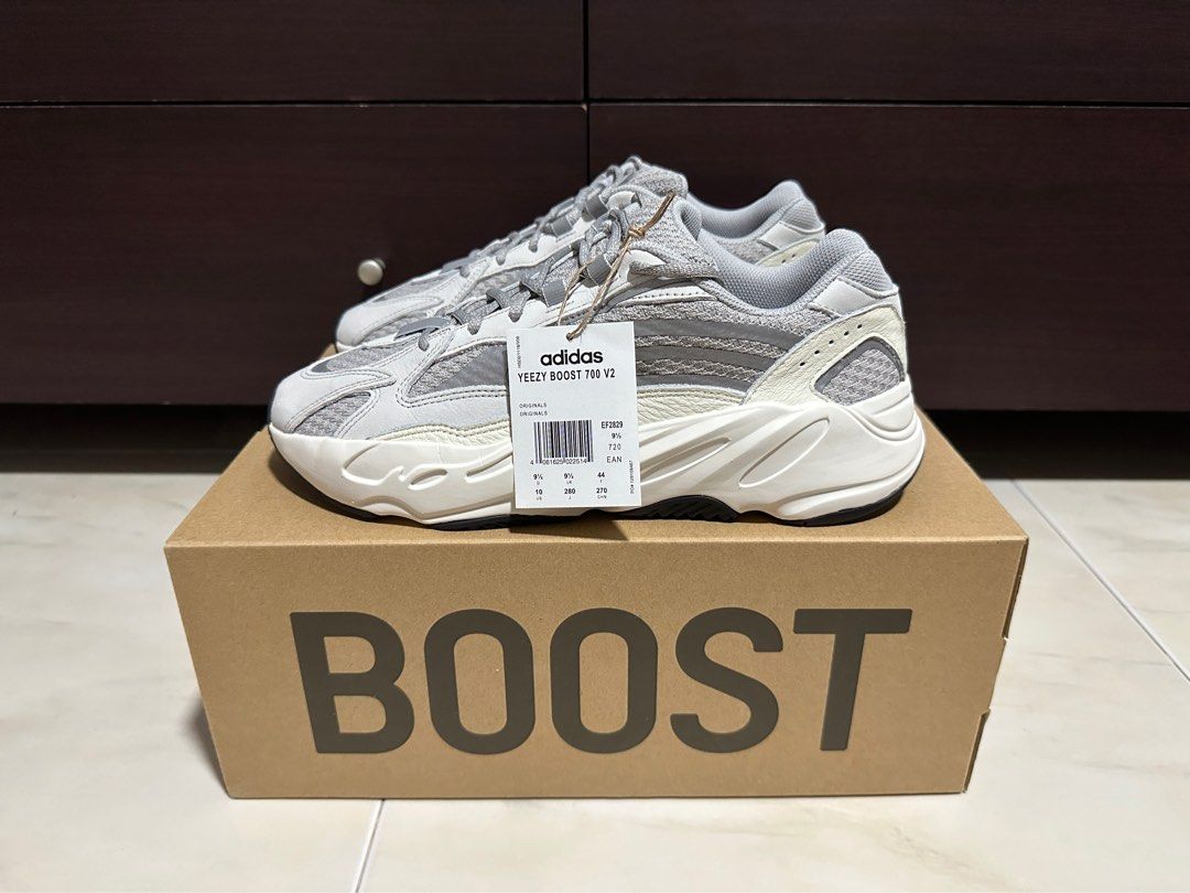 Yeezy boost 720 v2 on sale