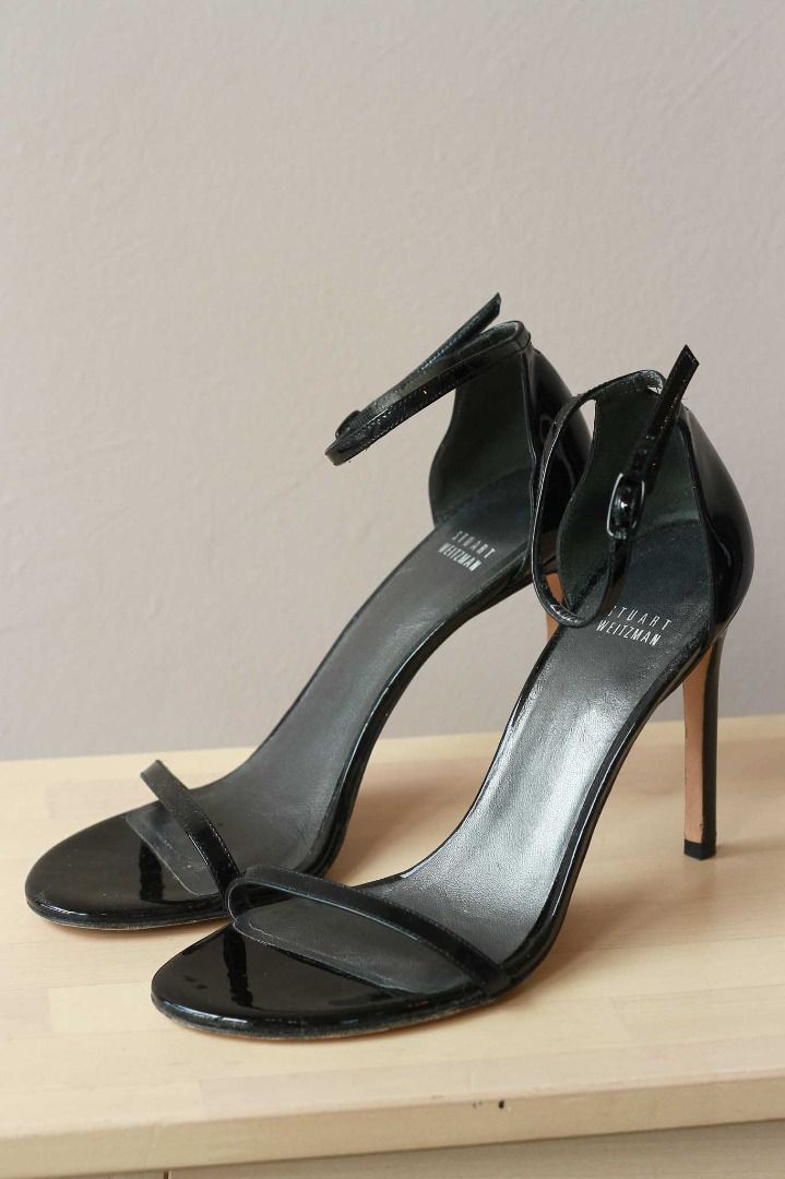 Stuart weitzman ankle strap heels deals