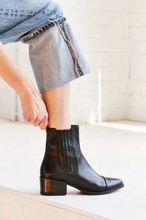 Vagabond Marja Chelsea Boots