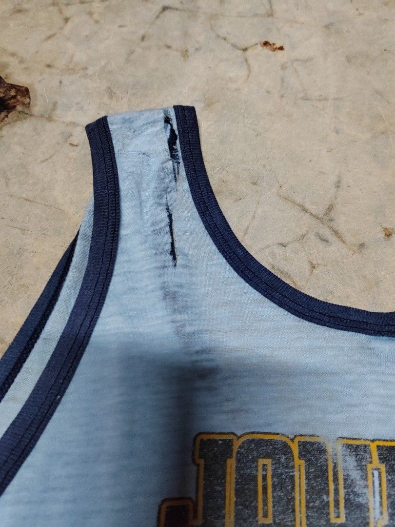 Vintage Rare band journey rose bowl concert 1982, Men's Fashion, Tops