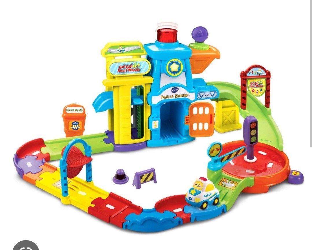 Vtech special edition toot toot go go smartwheels police station