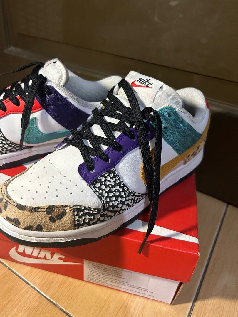 W Nike Dunk Low Se W Nike Dunk Low Se, Fesyen Wanita, Sepatu Di