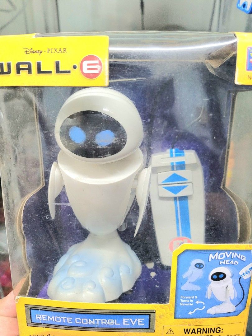 Wall E Remote Control Eve Function, Hobbies & Toys, Toys & Games on