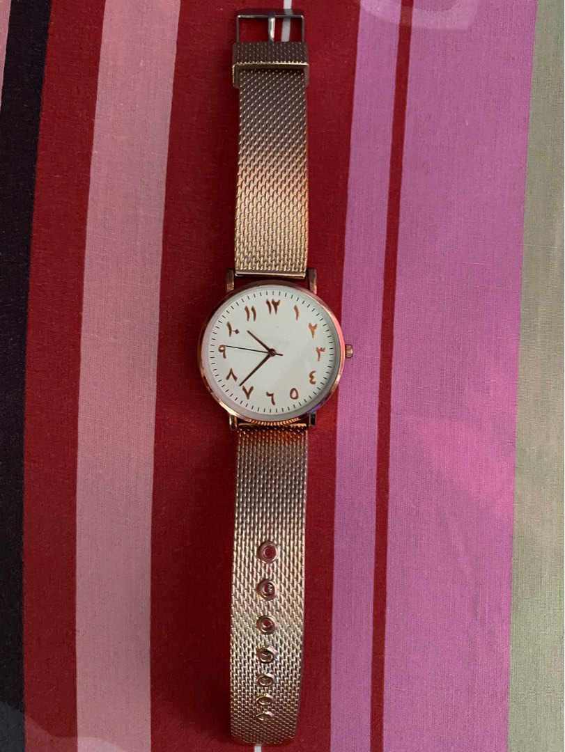 Watch in Arabic Numerals, Women's Fashion, Watches & Accessories, Watches on Carousell