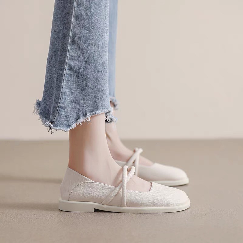 White soft top shoes