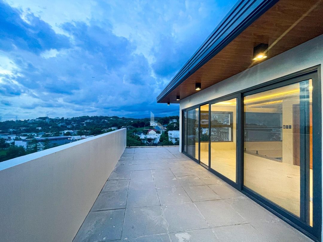 YS House and lot with Overlooking view located in Havila Antipolo ...