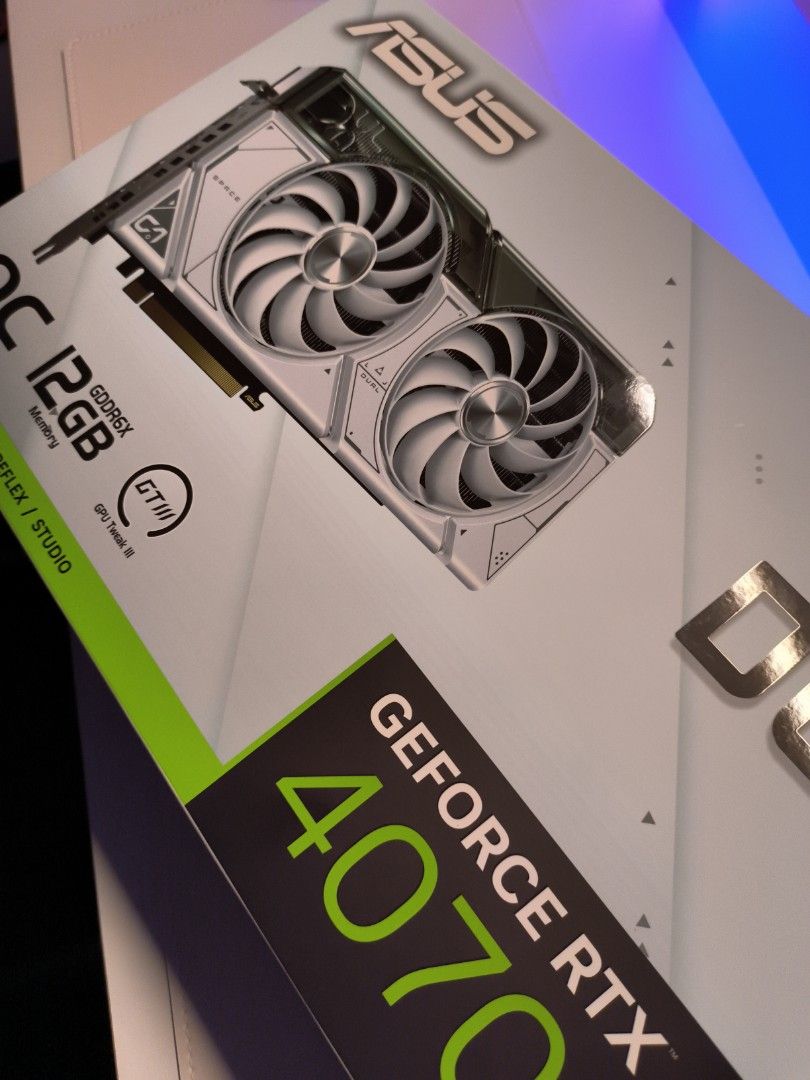 4070] Brand new Asus Dual Geforce RTX 4070 White OC 12GB 白色雙