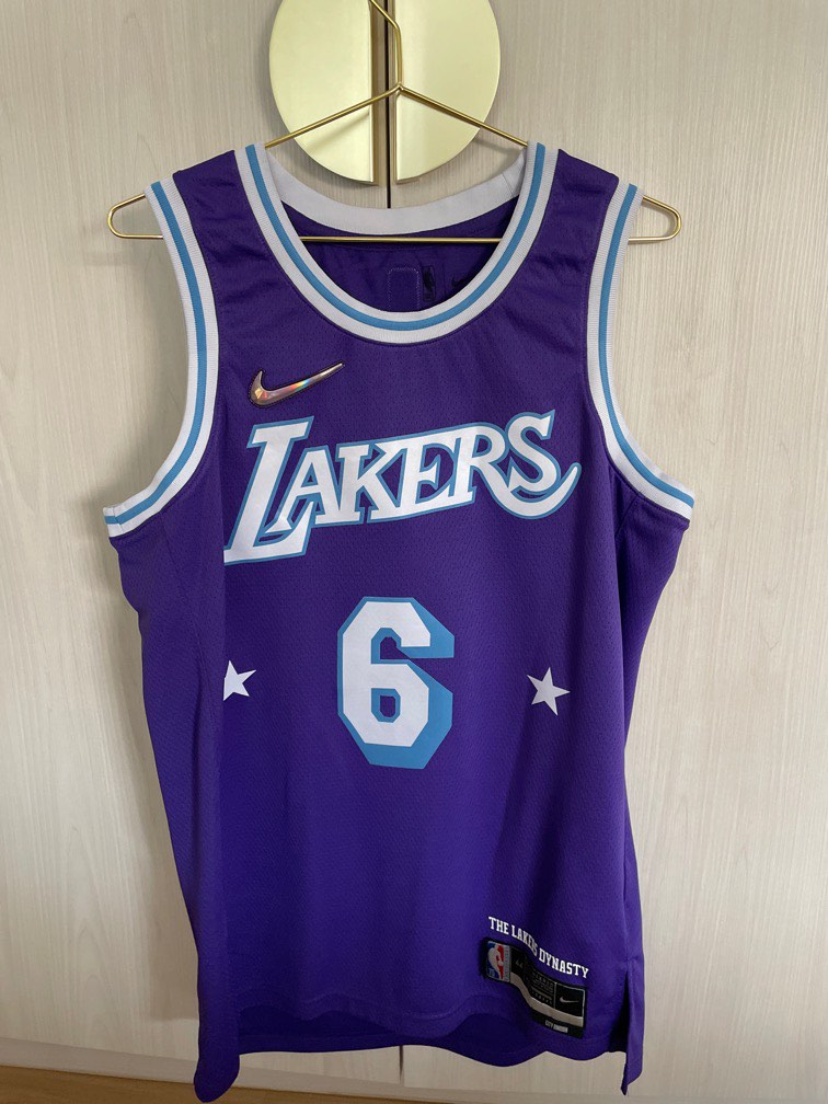 Los Angeles Lakers #6 LeBron James 2022 23 White Classic Edition Stitched  Basketball Jersey