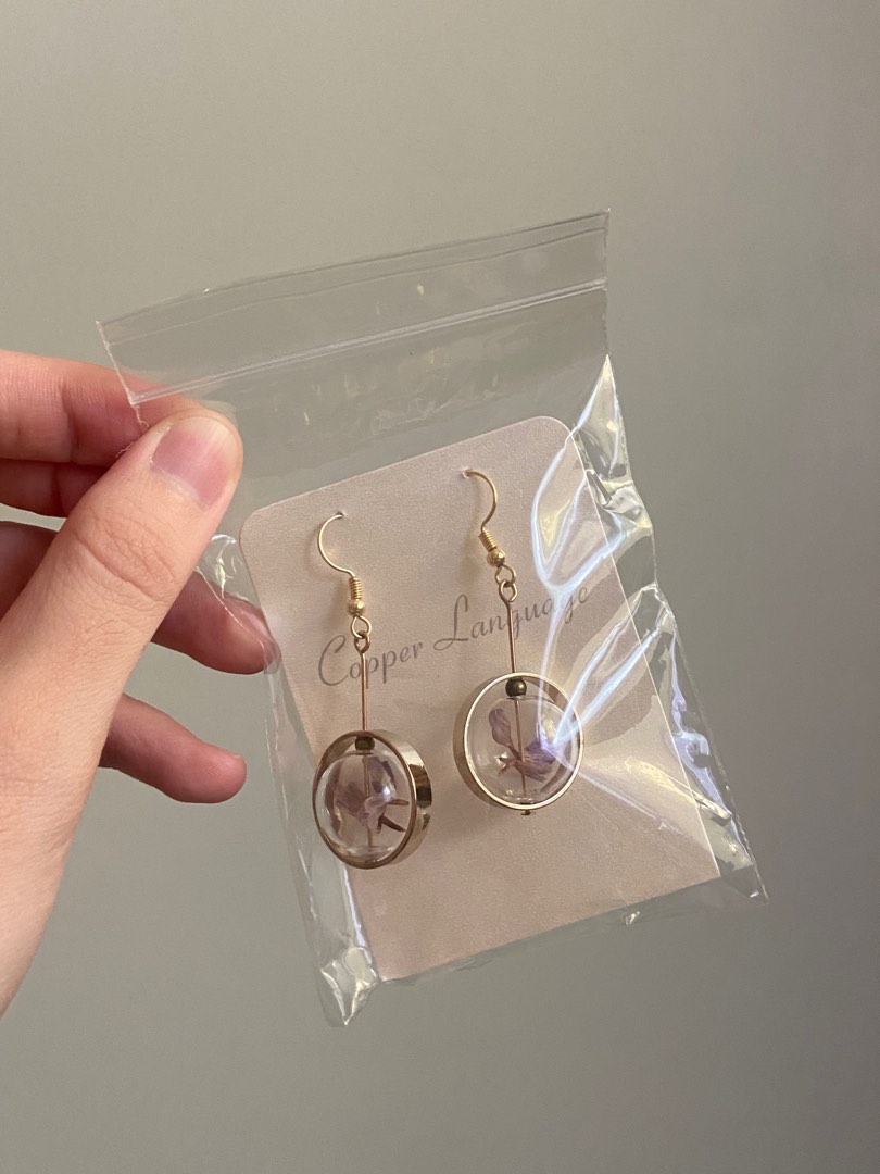 金環乾燥花玻璃球針式耳環, 她的時尚, 珠寶飾品與收納, 耳環在旋轉拍賣