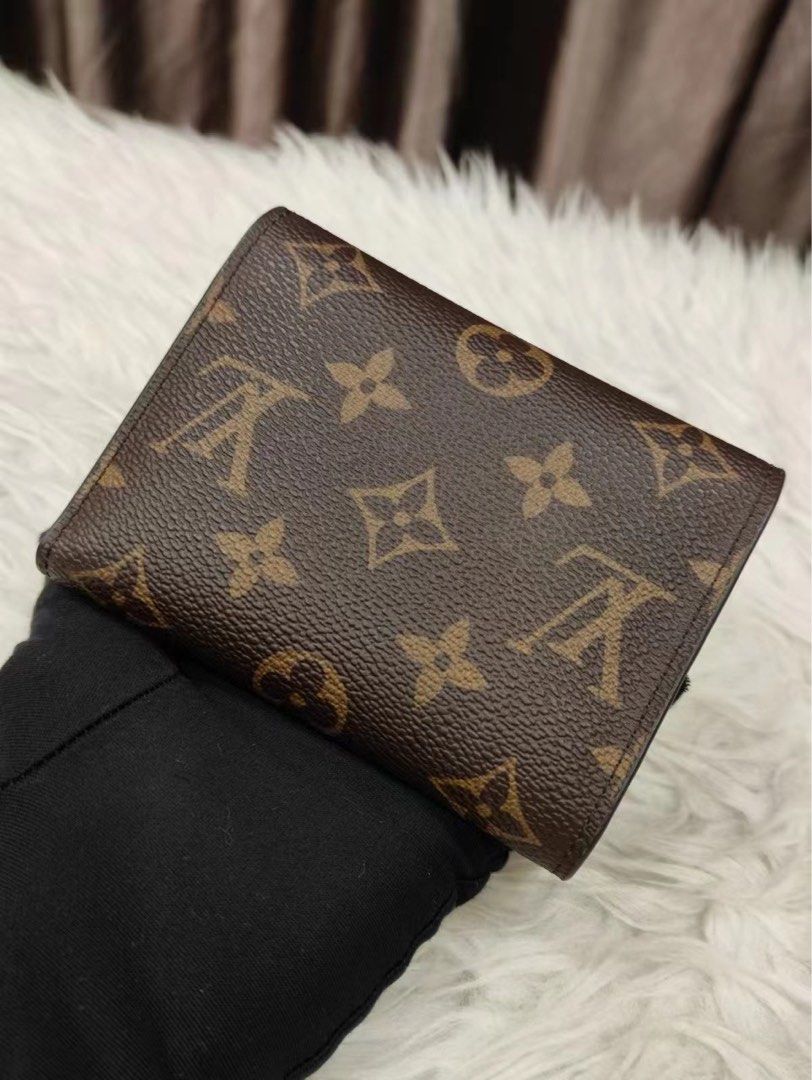 PRE LOVED] Louis Vuitton Victorine Wallet in Damier Ebene Canvass Cer